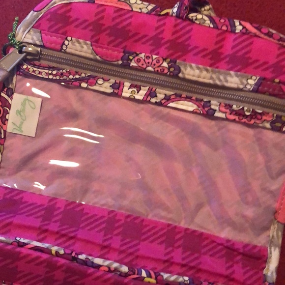 New Vera Bradley Paisley Meets Plaid Essentials Cosmetic Case - Picture 4 of 6